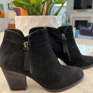 Paul Green Malibu Sliced Zip Anke Booties US size 7.5